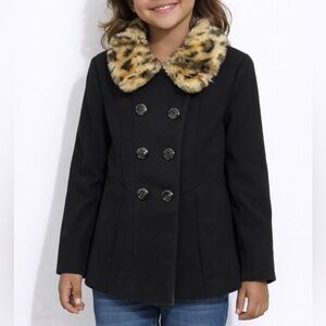 George Pea Coat in. Lack. Faux fur leopard collar. Size 6/6x. Excellent Cond.